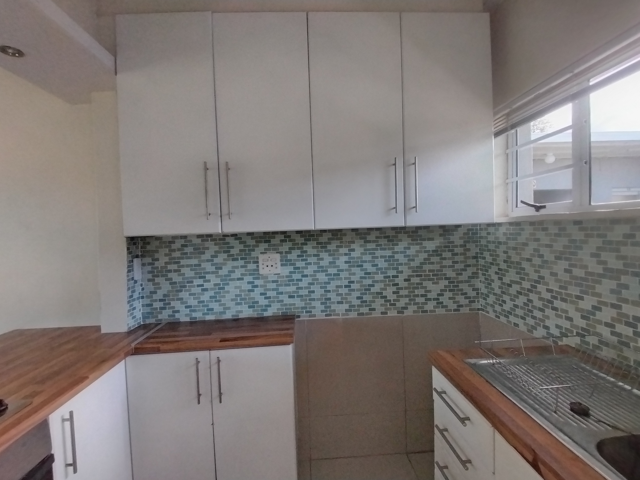 To Let 1 Bedroom Property for Rent in Claremont Western Cape